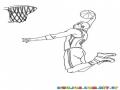 Colorear jugador de baloncesto clavando la pelota