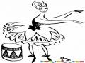 Dibujo De Bailarina Con Un Tambor Y Una Campanita Para Pintar Y Colorear