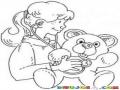 Dibujo De Chica Pediatra Examinando A Un Osito Para Pintar Y Colorear