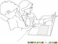 Dibujo De Doctora Con Laptop Mostrando Los Resultados A Un Paciente Para Pintar Y Colorear