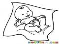 Dibujo De Un Bebe Feliz En Una Colchita Para Pintar Y Colorear Bebito En Manta
