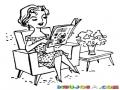 Dibujo De Una Mujer Leyendo El Periodico En Un Sofa Para Pintar Y Colorear