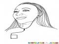 Dibujo De Mujer Escuchando Musica Con Mini Ipod Para Colorear