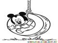 El Hijo De Mickeymouse Jugando En Un Neumatico Para Colorear