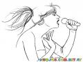 Dibujo De Mujer Cantando Con Microfono Para Pintar Y Colorear