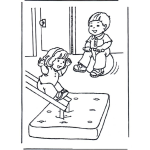Dibujo para colorear Resbaladero Con Colchon Para Colorear