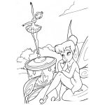 Dibujo para colorear Dibujo De Tinkerbell Sentada En Un Jardin Viedno Una Estatua De Bailarina Para Pintar Y Colorear